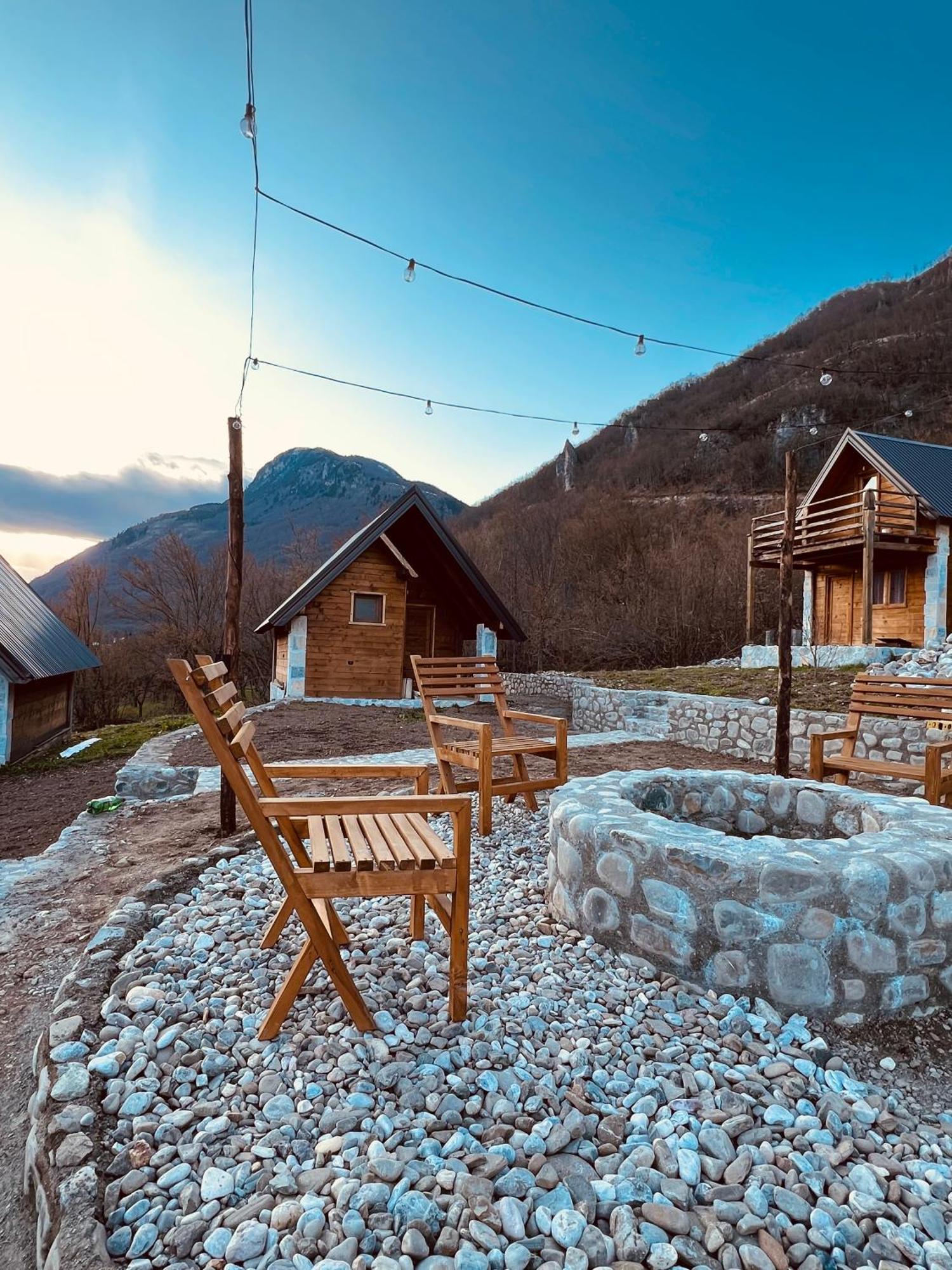 Ethno Star Bojovic Guest House Gusinje Exterior foto